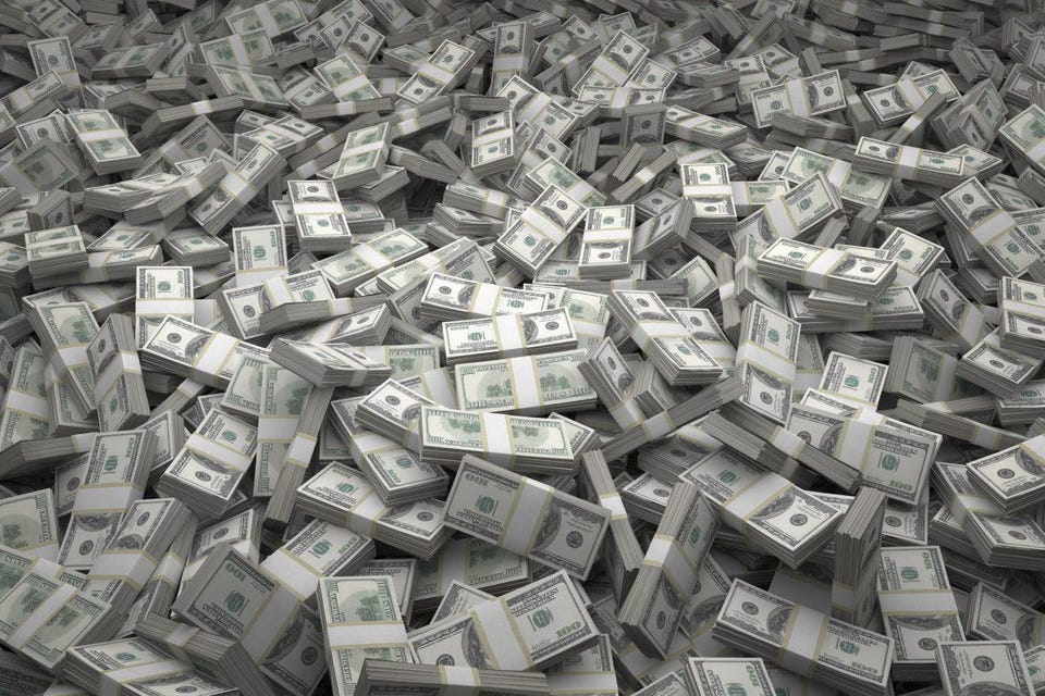 how much should you spend on a padel racket
